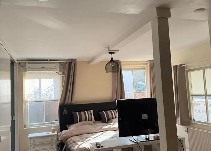 Bed & Breakfast Bij Flora Beekbergen